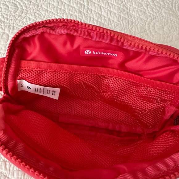 Last One! Pale Raspberry Hot Pink Lululemon Everywhere Belt Bag Extended Strap - Picture 14 of 16